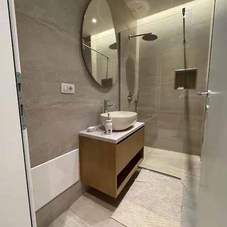 Appartamento Modern Oasis - 5-min Walk To *